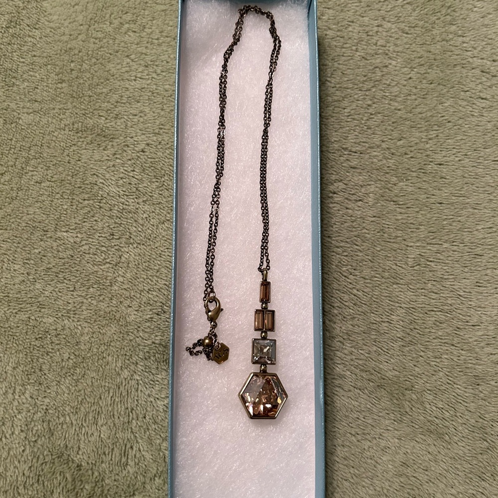 Touchstone Crystal In Shape Pendant - Picture 3 of 3